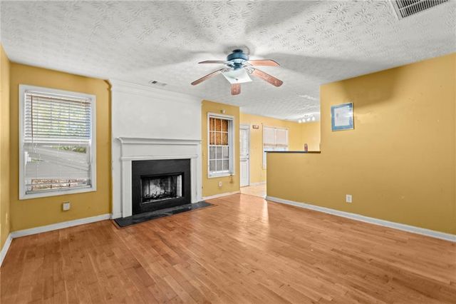 6833 Wynmeadow, Stone Mountain, GA 30087