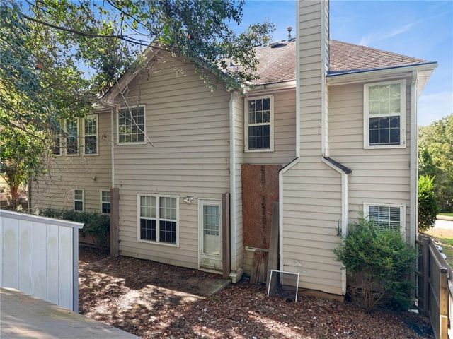 6833 Wynmeadow, Stone Mountain, GA 30087