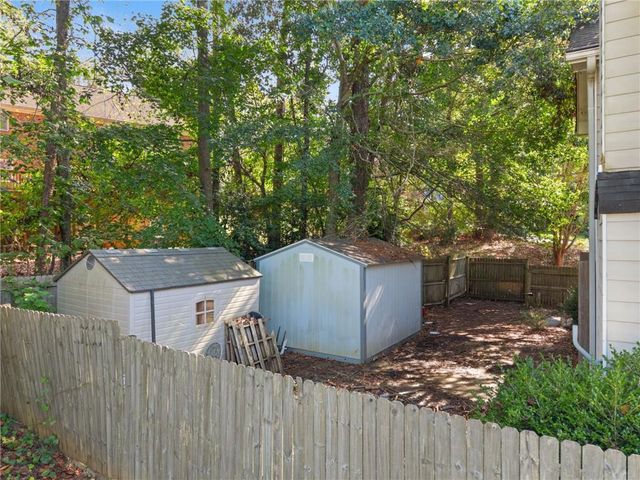 6833 Wynmeadow, Stone Mountain, GA 30087