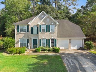 6833 Wynmeadow, Stone Mountain, GA 30087