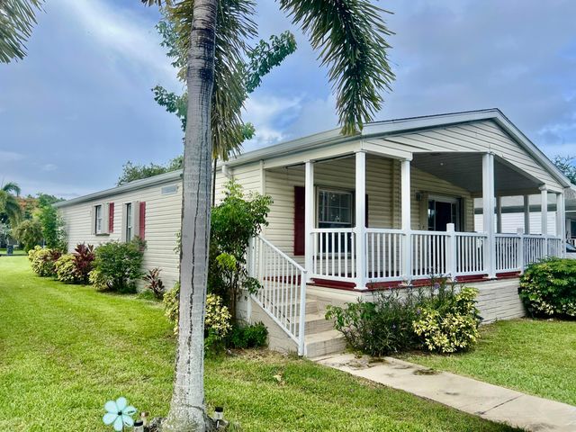 4541 NW 67th Place P-11, Coconut Creek, FL 33073