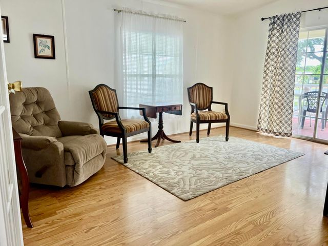 4541 NW 67th Place P-11, Coconut Creek, FL 33073