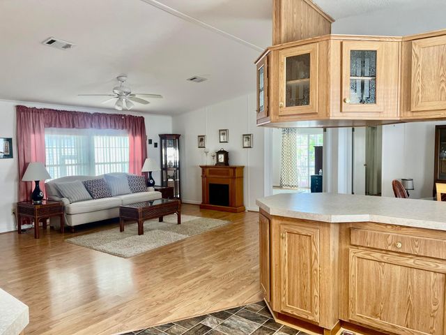 4541 NW 67th Place P-11, Coconut Creek, FL 33073