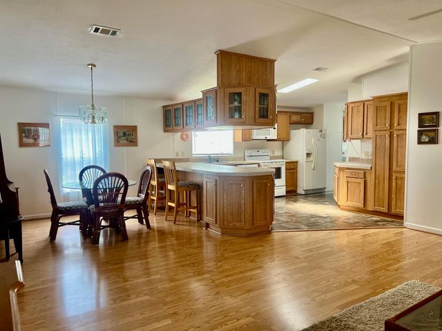 4541 NW 67th Place P-11, Coconut Creek, FL 33073