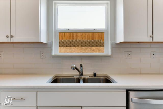 715 Sammy Way, Shafter, CA 93263