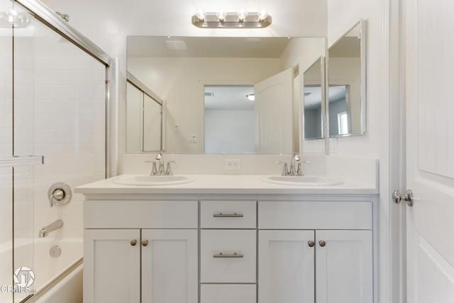 715 Sammy Way, Shafter, CA 93263