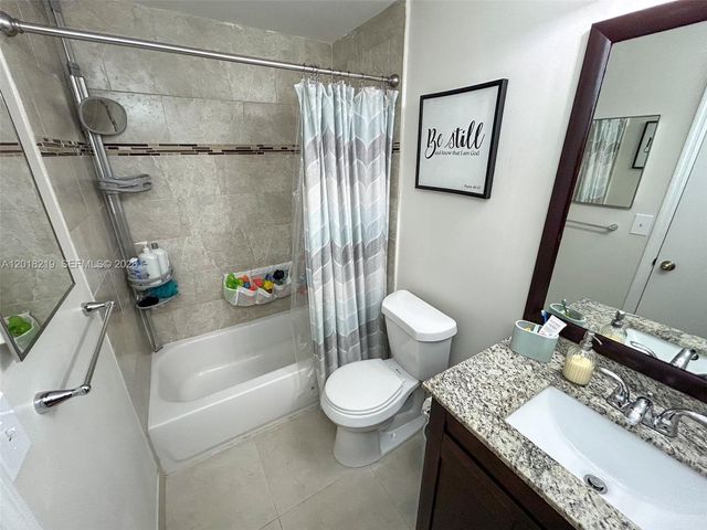 2042 Madeira Dr, Weston, FL 33327