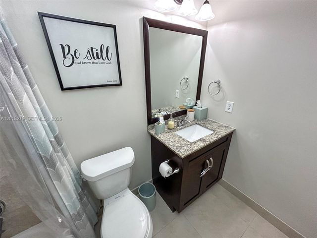 2042 Madeira Dr, Weston, FL 33327