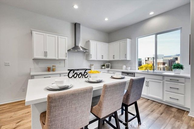 168 Sawbuck, Irvine, CA 92618