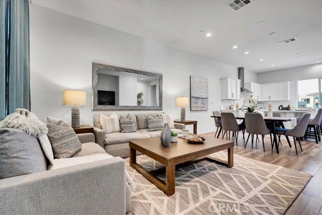 168 Sawbuck, Irvine, CA 92618