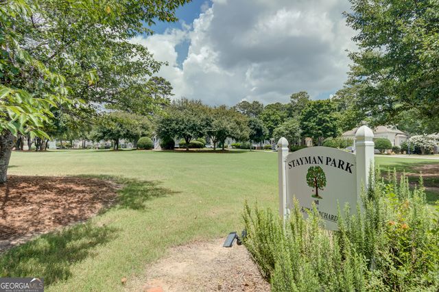 105 Apple Blossom Lane, Fayetteville, GA 30215