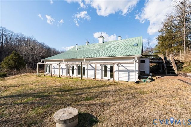 1208 Manteo Rd, Buckingham, VA 23921