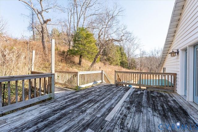 1208 Manteo Rd, Buckingham, VA 23921