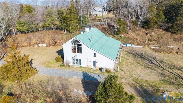 1208 Manteo Rd, Buckingham, VA 23921