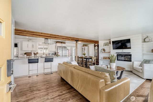 3400 NE 11th Street, Renton, WA 98056