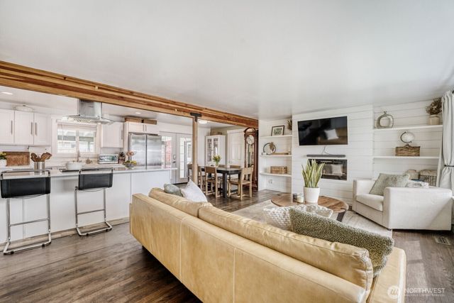 3400 NE 11th Street, Renton, WA 98056