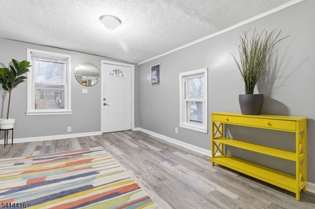 1922 Barnett St, Rahway City, NJ 07065