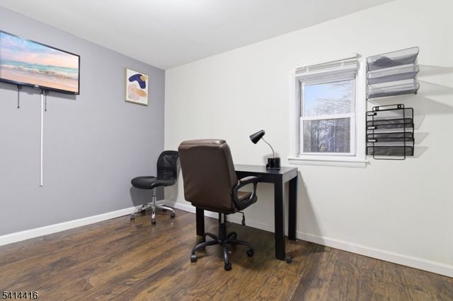 1922 Barnett St, Rahway City, NJ 07065