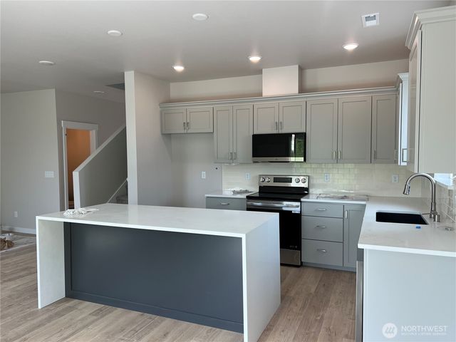 507 N Ruddy Boulevard, Moses Lake, WA 98837