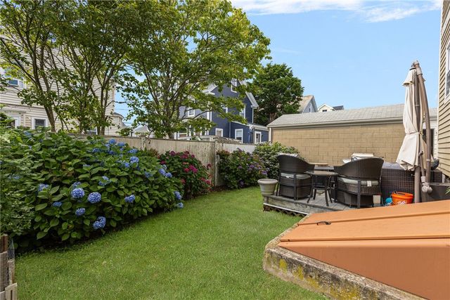 13 Vaughan Avenue, Newport, RI 02840