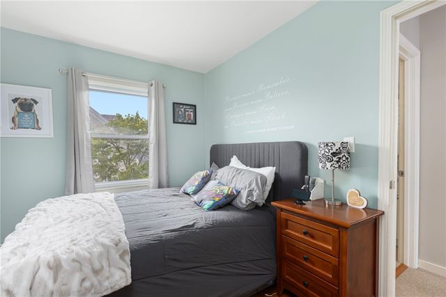 13 Vaughan Avenue, Newport, RI 02840