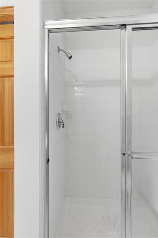 9225 Medicine Lake Road 309B, Golden Valley, MN 55427