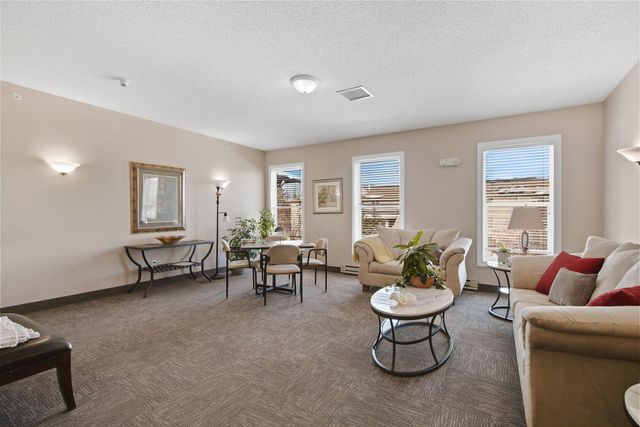 9225 Medicine Lake Road 309B, Golden Valley, MN 55427