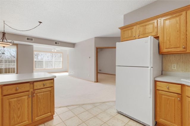 9225 Medicine Lake Road 309B, Golden Valley, MN 55427