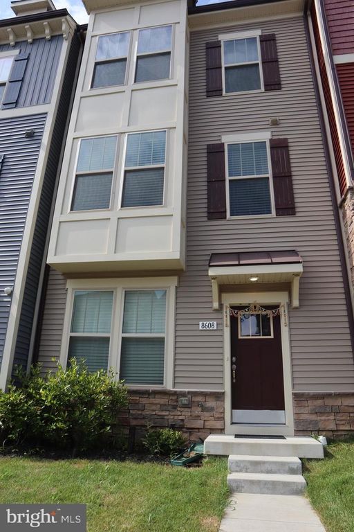 8608 SHADY PINES DR #22712, Frederick, MD 21704