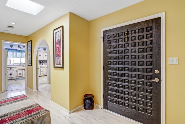 906 Santa Ana Avenue SE, Albuquerque, NM 87123