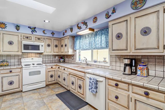 906 Santa Ana Avenue SE, Albuquerque, NM 87123
