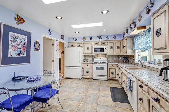 906 Santa Ana Avenue SE, Albuquerque, NM 87123