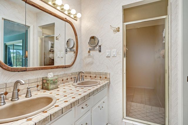 906 Santa Ana Avenue SE, Albuquerque, NM 87123