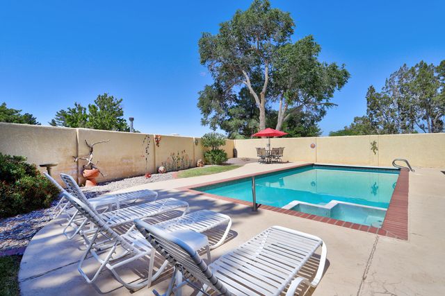 906 Santa Ana Avenue SE, Albuquerque, NM 87123