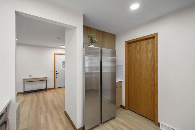 7026 Heather Glen DRIVE, Madison, WI 53719