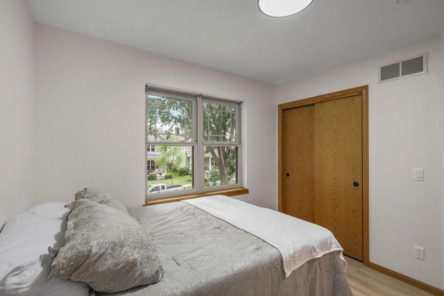 7026 Heather Glen DRIVE, Madison, WI 53719