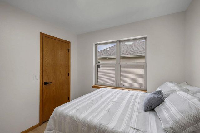 7026 Heather Glen DRIVE, Madison, WI 53719