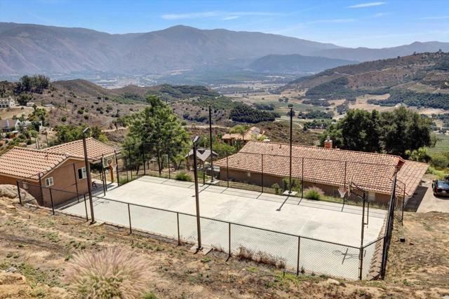 36485 Carney Road, Valley Center, CA 92082