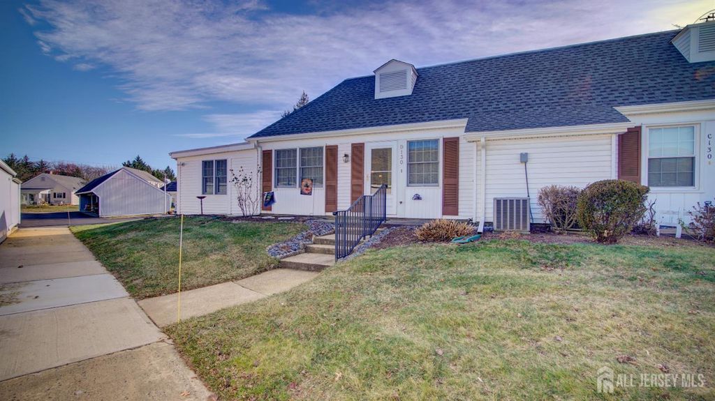 130 Plymouth Lane D, Monroe, NJ 08831