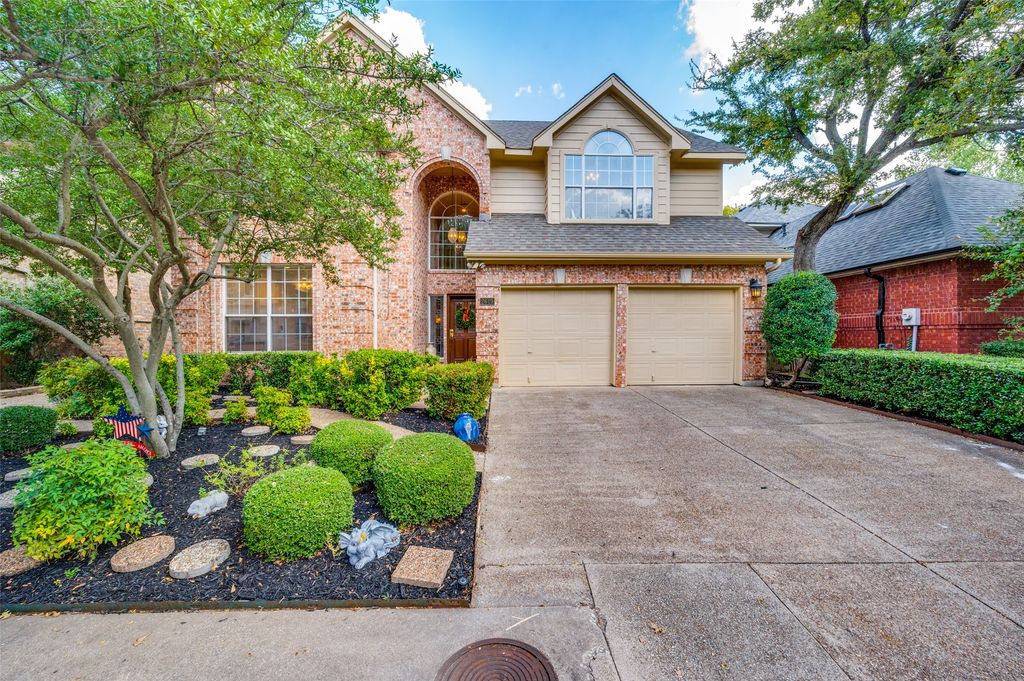 2619 Hidden Ridge Drive, Arlington, TX 76006