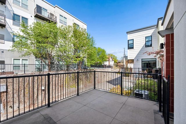 2818 Aldrich Avenue S 105, Minneapolis, MN 55408