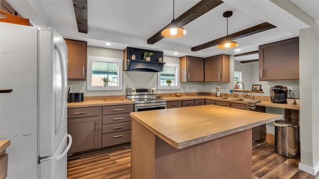 521 OAK RIDGE E, Lakeland, FL 33801