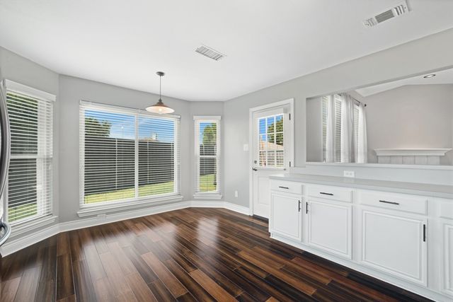 2054 Lake Pointe Drive, Little Elm, TX 75068