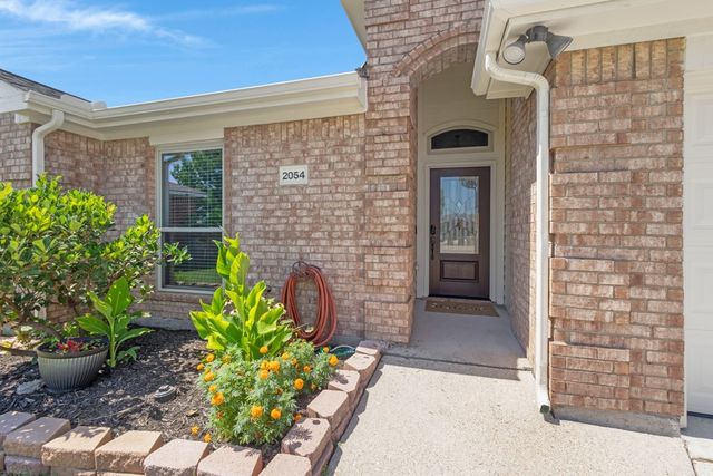 2054 Lake Pointe Drive, Little Elm, TX 75068