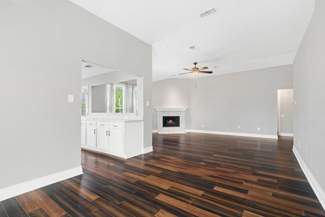 2054 Lake Pointe Drive, Little Elm, TX 75068
