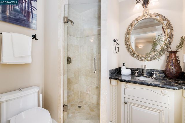 2490 Lunada Ln, Alamo, CA 94507