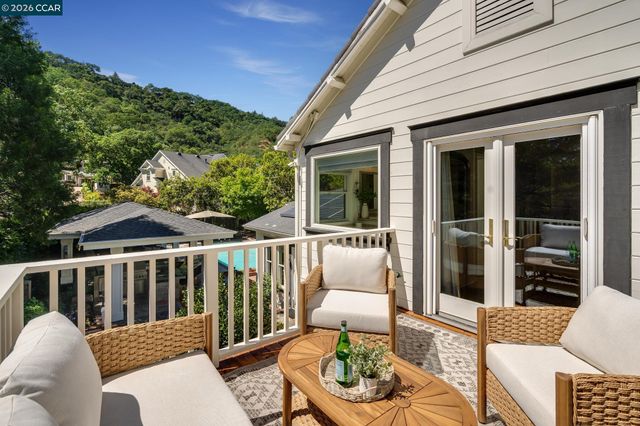 2490 Lunada Ln, Alamo, CA 94507