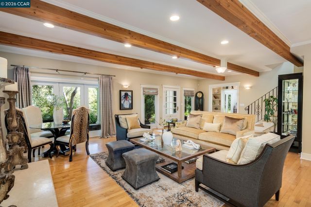 2490 Lunada Ln, Alamo, CA 94507