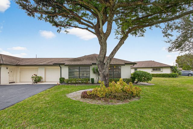 10397 Equestrian Drive B, Boynton Beach, FL 33436