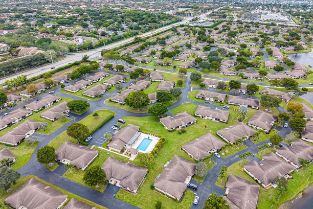 10397 Equestrian Drive B, Boynton Beach, FL 33436